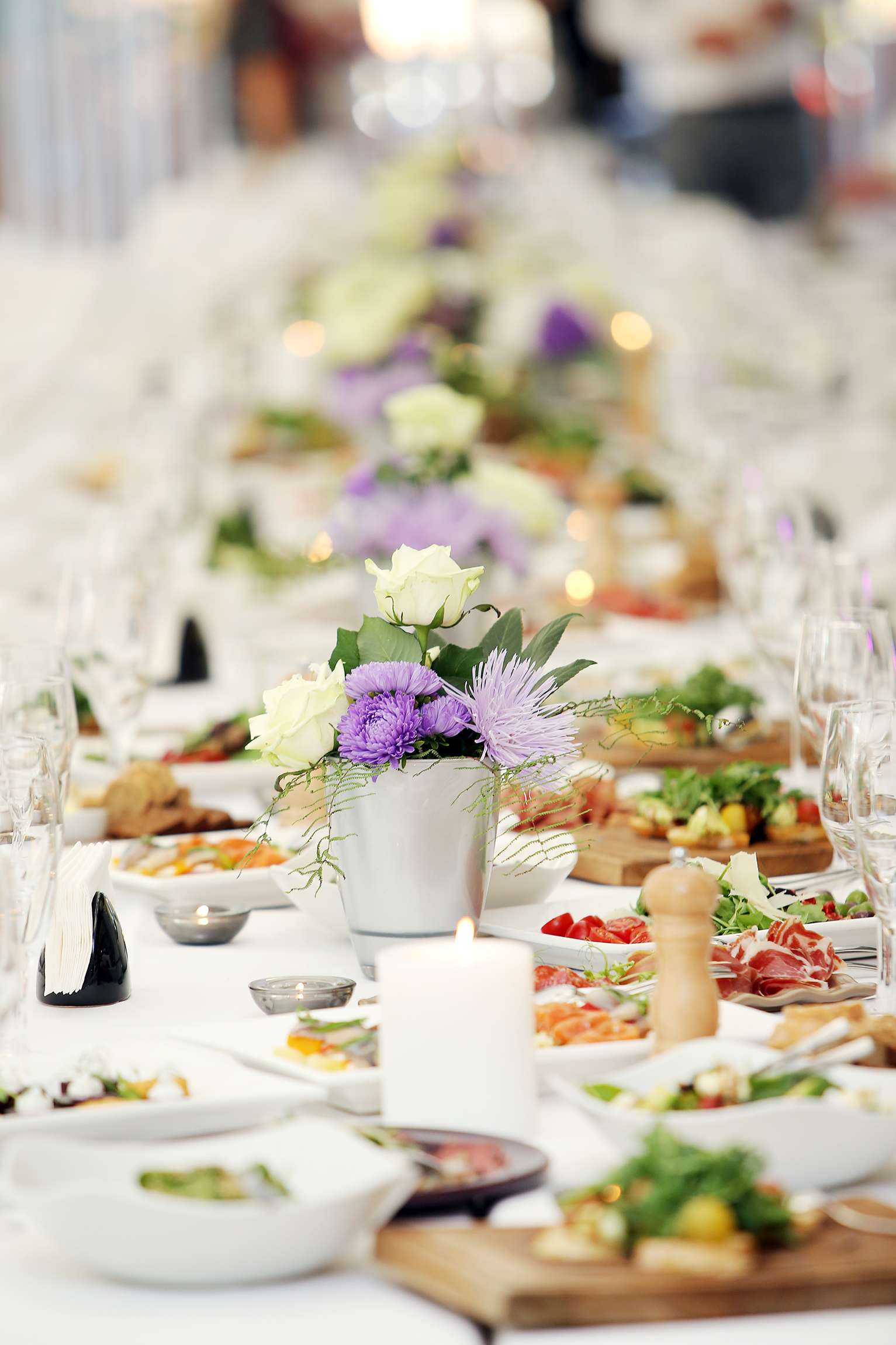 Table Celebrating 1